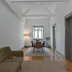 Apartment Jardim Do Embaixador Apartments By Lovelystay