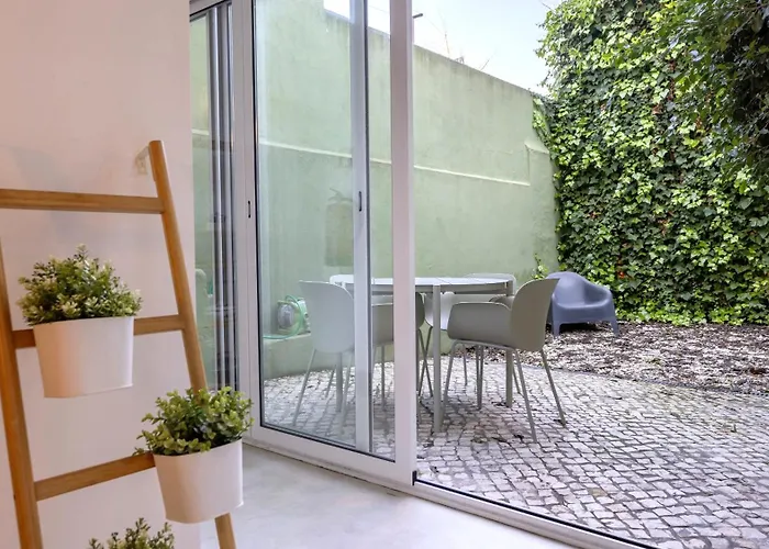 Jardim Do Embaixador By Lovelystay * Lisboa