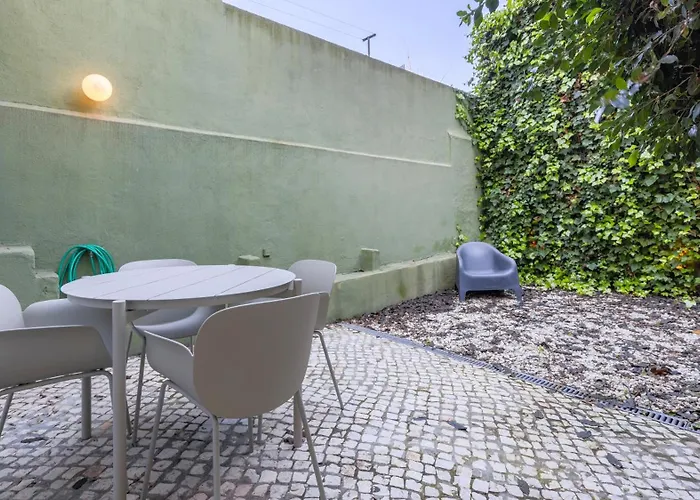 Jardim Do Embaixador By Lovelystay * Lisboa